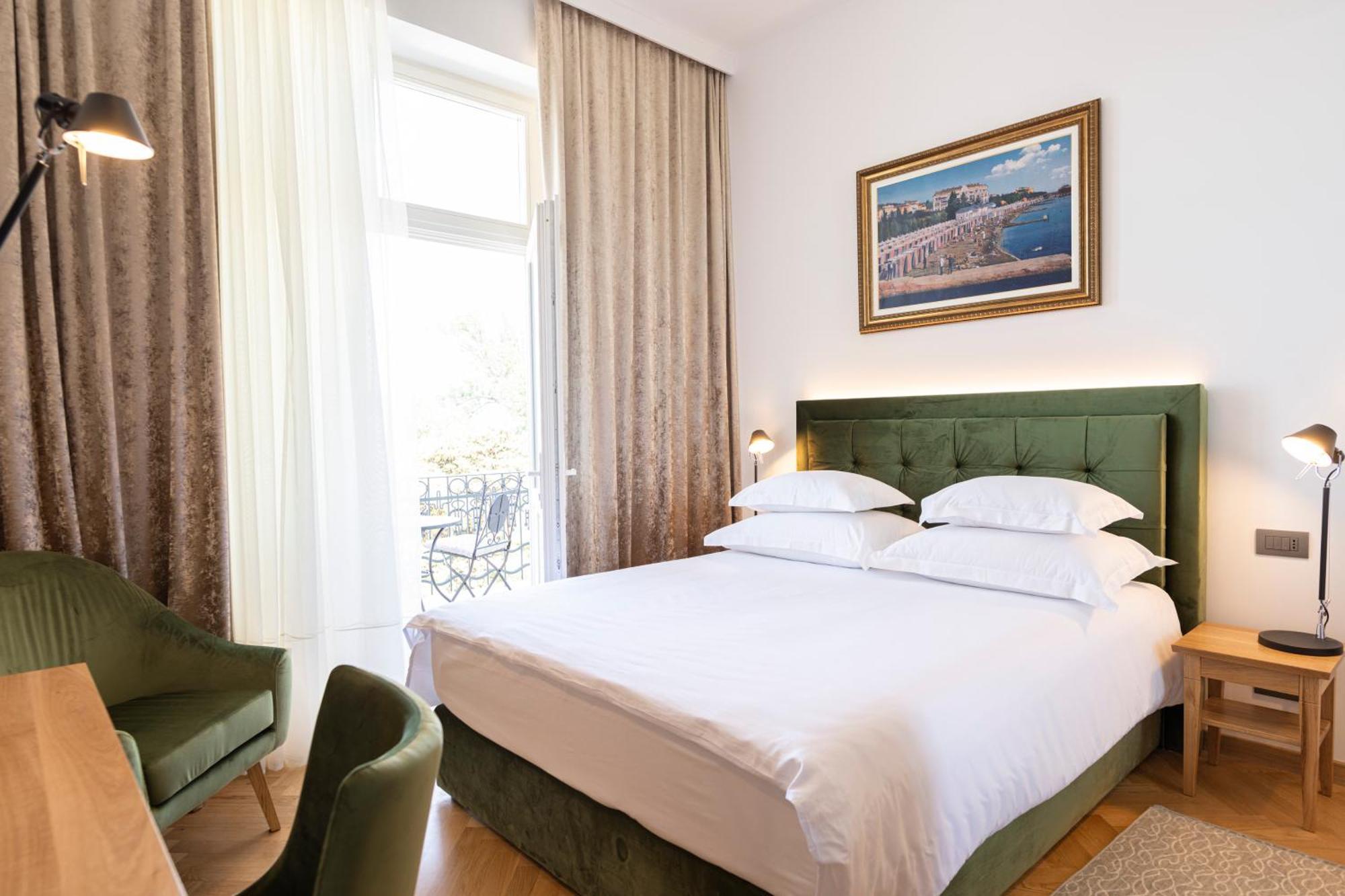 Hotel Miramare Crikvenica Eksteriør billede